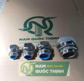 Đầu Nối Ống Mềm Kín Nước Vào Box Inox