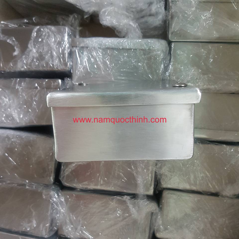 HỘP THÉP PULLBOX INOX 304 TRUNG GIAN