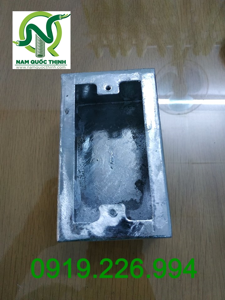 Hop thep cong tac nhung nong 133x76x54 mm