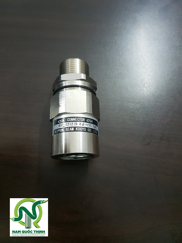 Đầu nối ống ruột gà chống cháy nổ với hộp điện