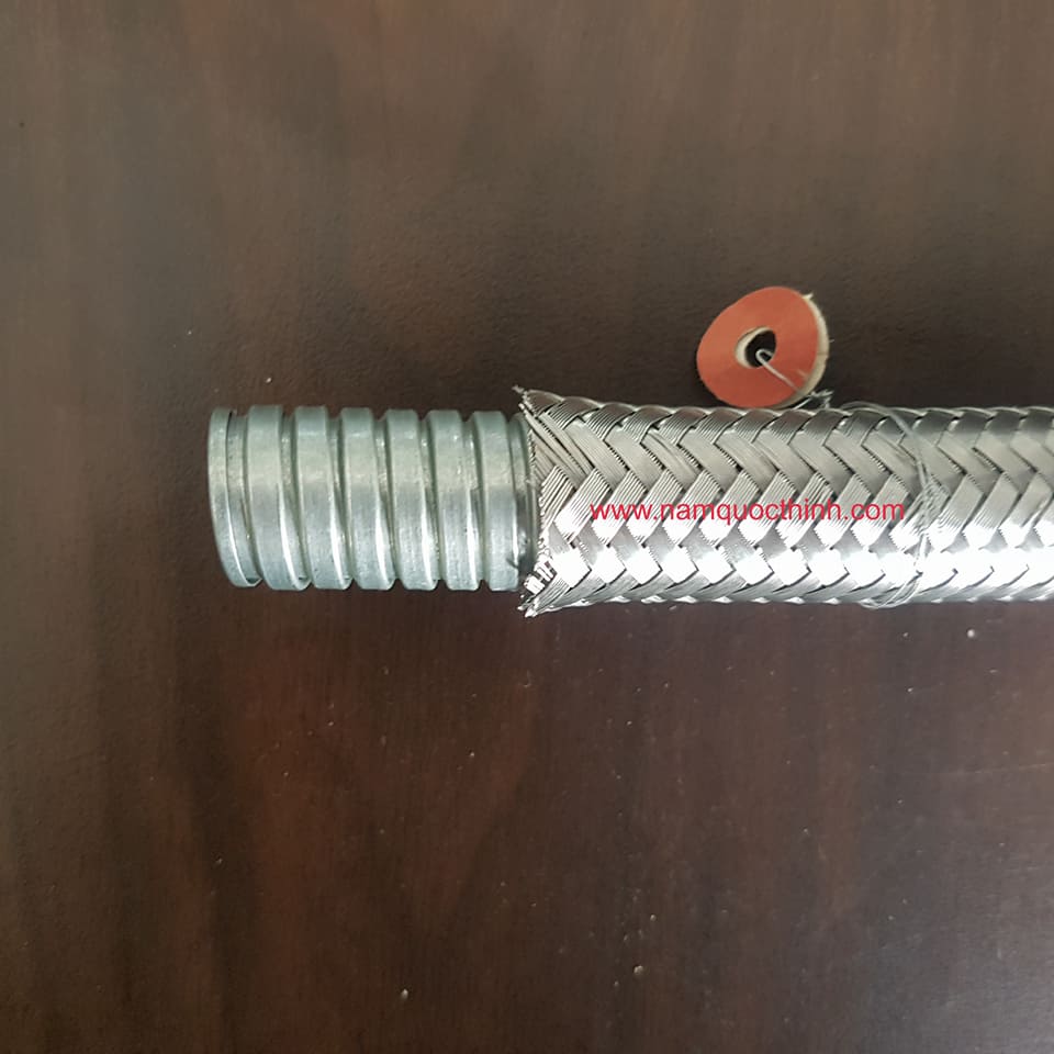 Ống ruột gà thép bọc inox chống cháy nổ 