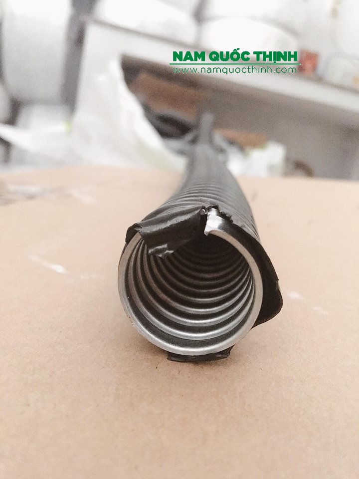 Ống ruột gà lõi thép bọc nhựa