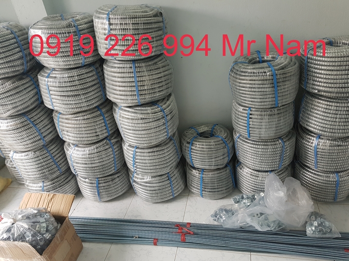 ống ruột gà lõi thép