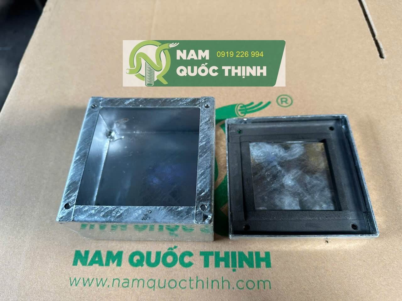 ben trong hop thep pullbox ma kem nhung nong 100x100x50 mm 1 li 2