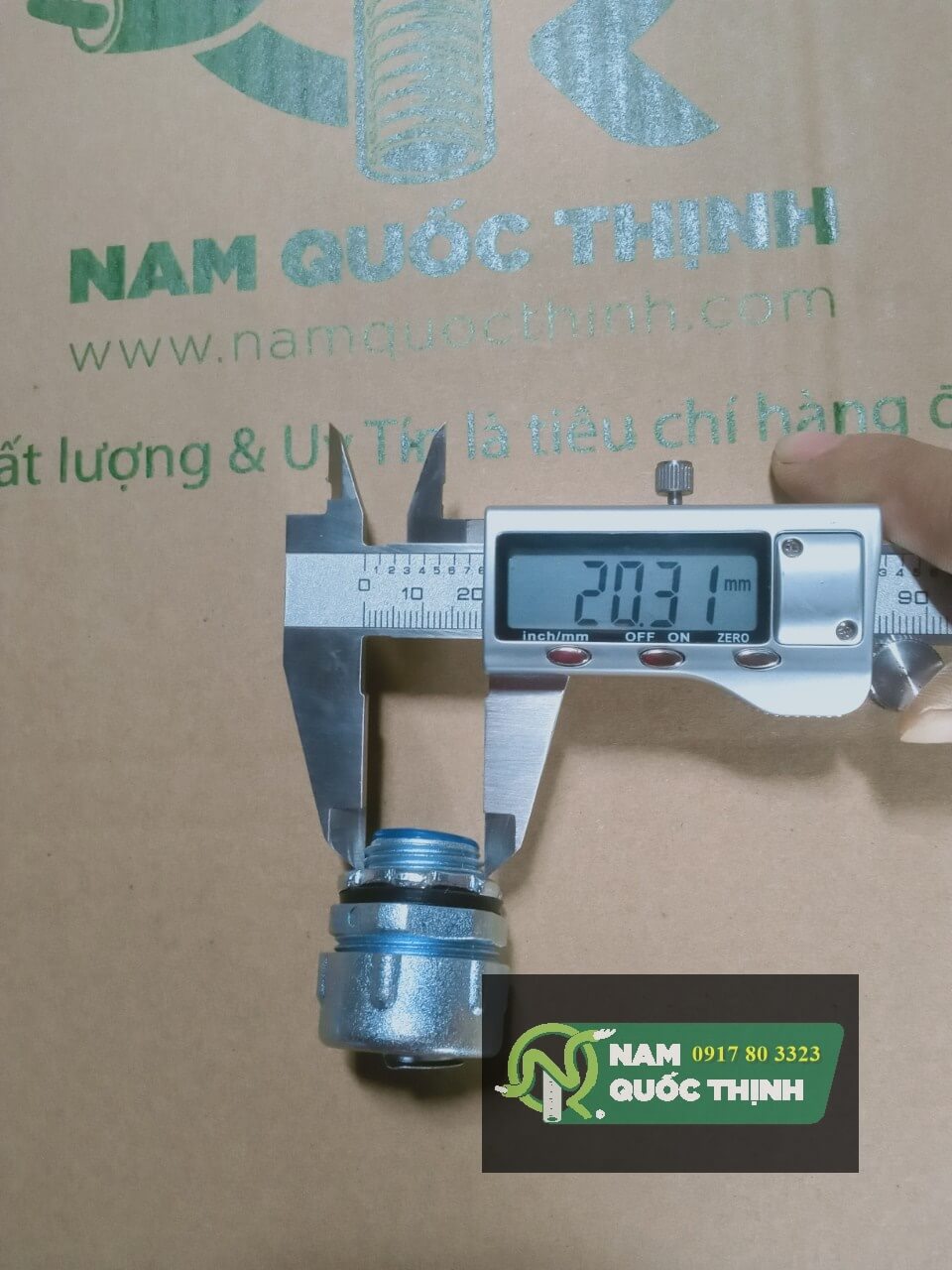 buoc ren ngoai dau noi ruot ga thep d21