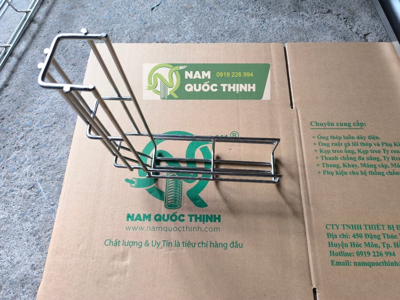 co len mang luoi inox 50x50 mm