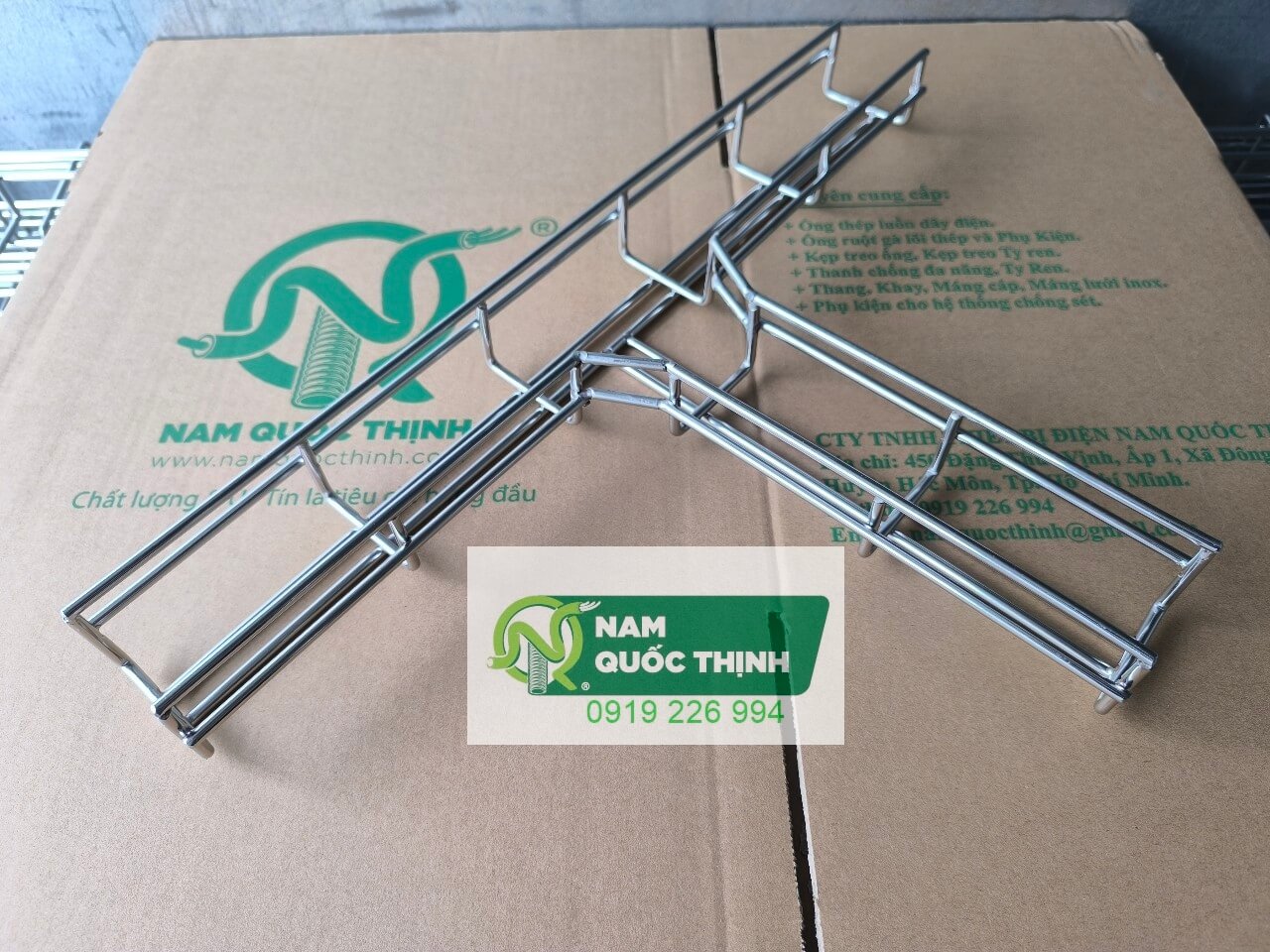 co te 3 nga mang cap luoi inox 50x50