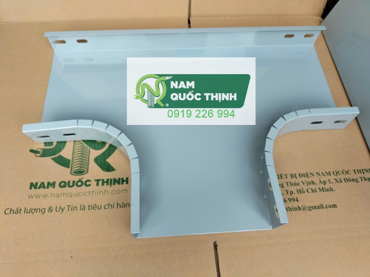 co te khay cap son tinh dien 150x50x1.2 mm