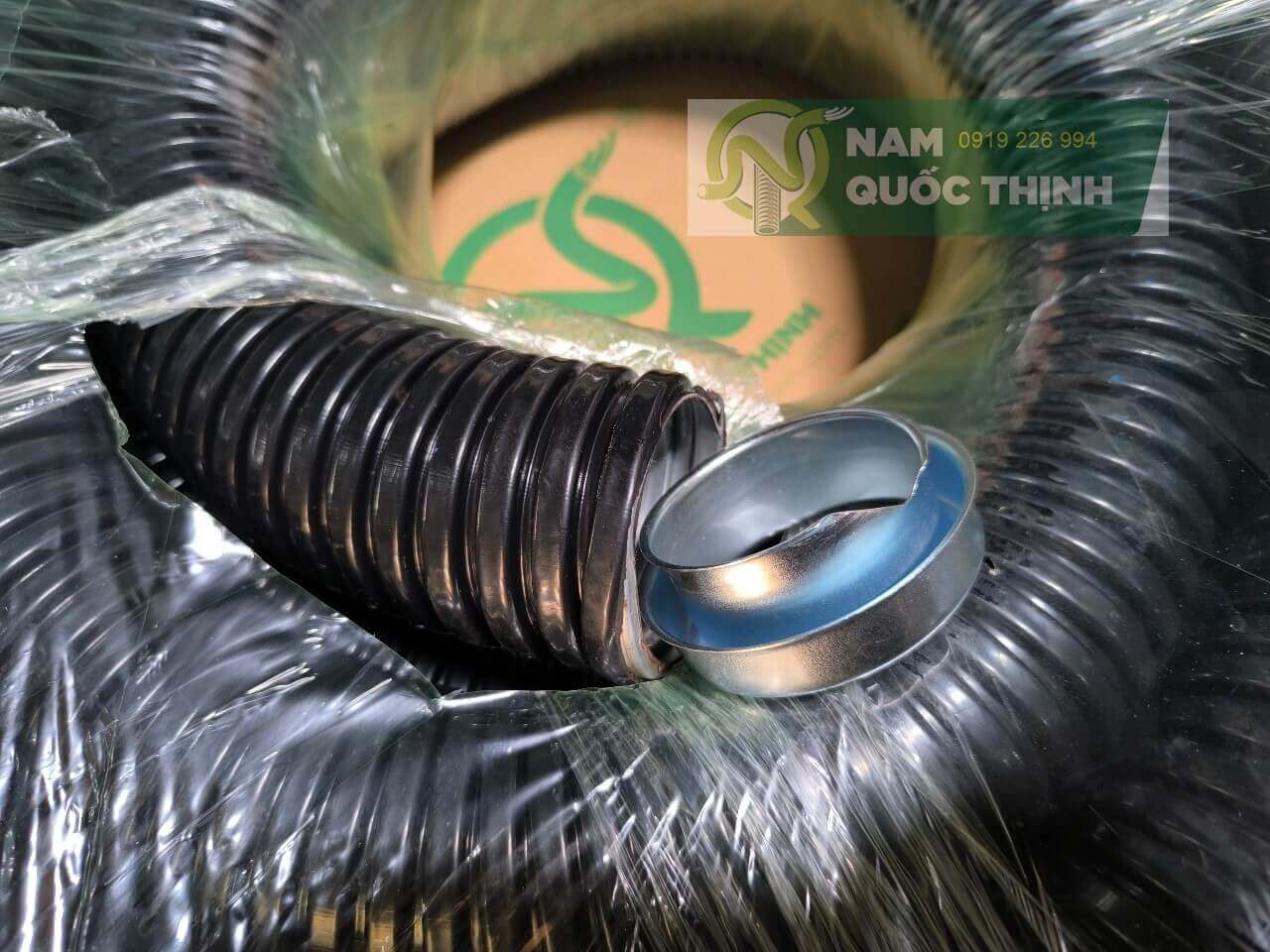dau chup ong thep mem boc nhua d90 mm
