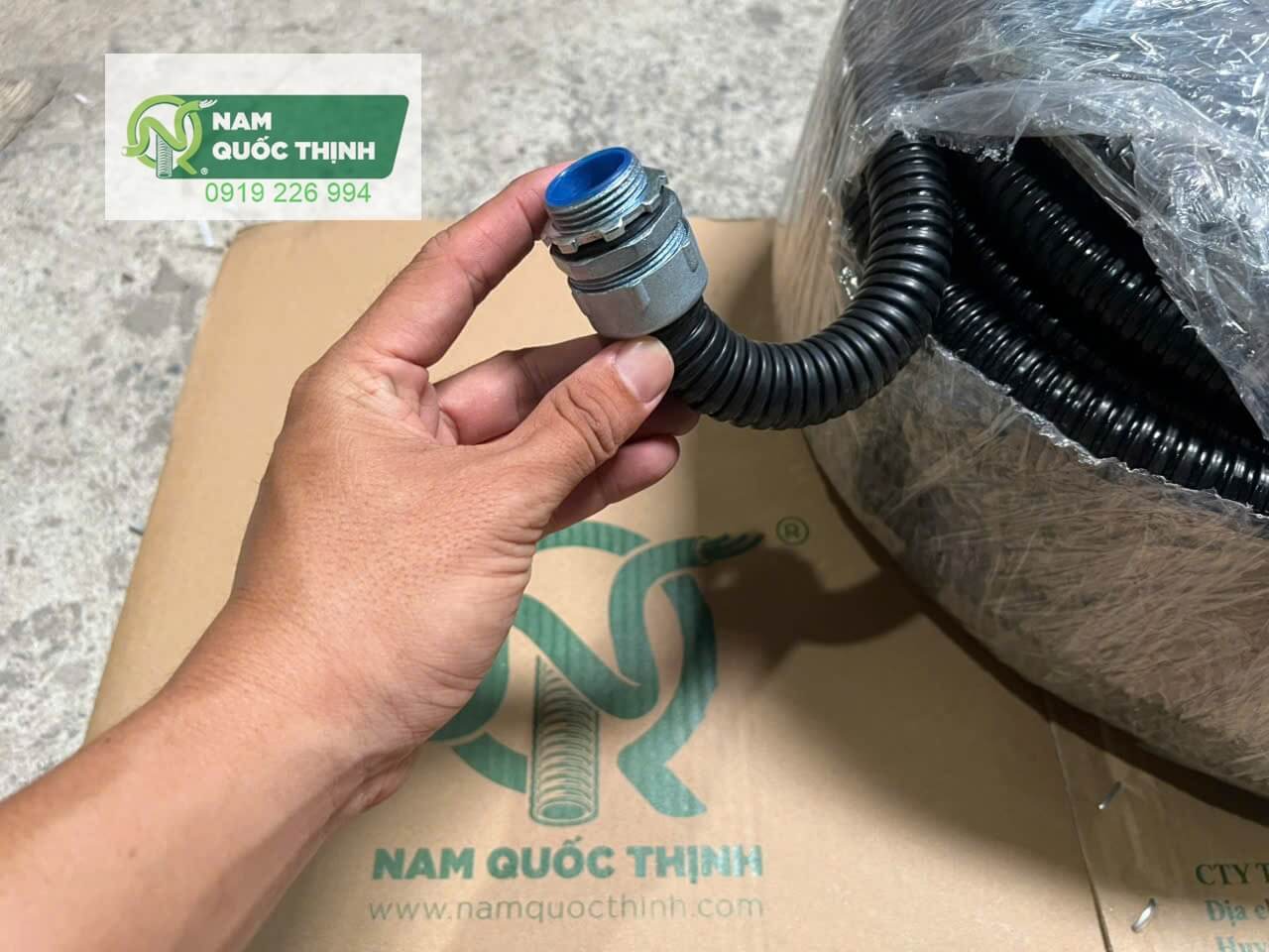 dau noi ruot ga thep kin nuoc noi ong mem kim loai boc nhua