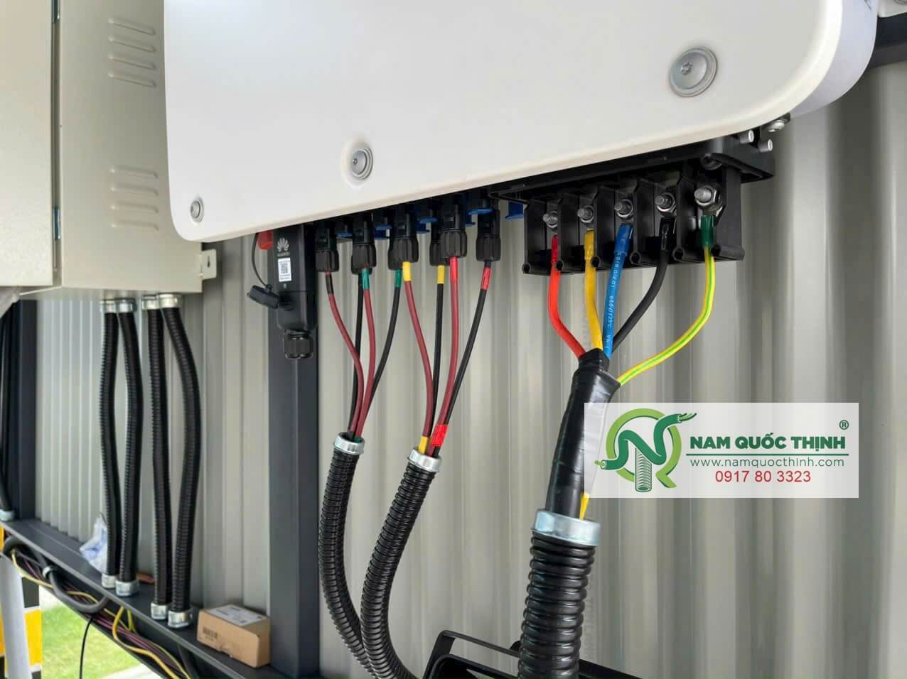 dau noi ruot ga thep va dau chup ong ruot ga kem vao mang cap voi inverter solar panel