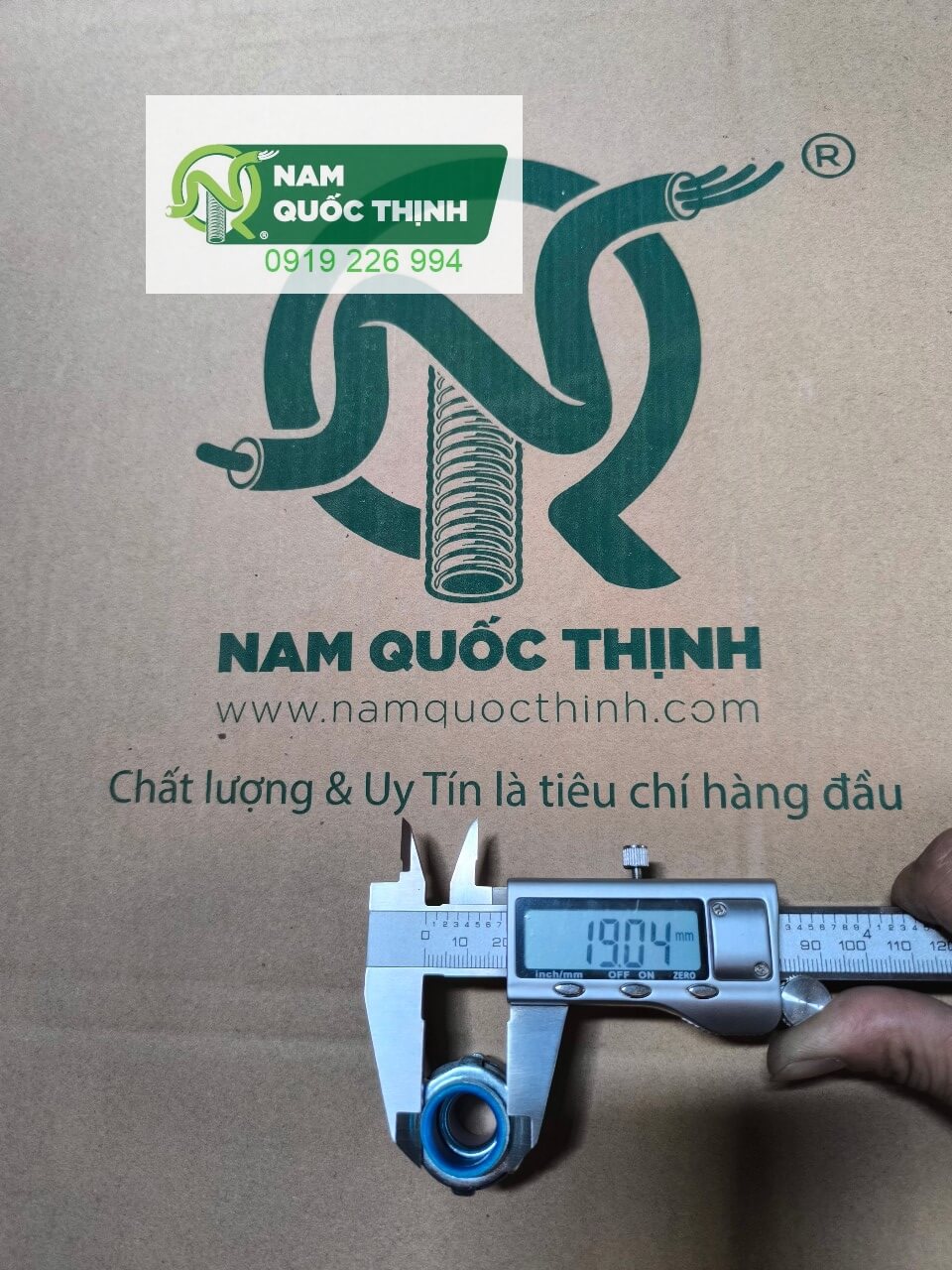 duong kinh dau noi ren ngoai ruot ga kem phi 16 mm