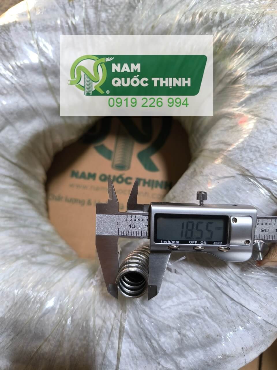 duong kinh ngoai ong ruot ga inox 21 mm