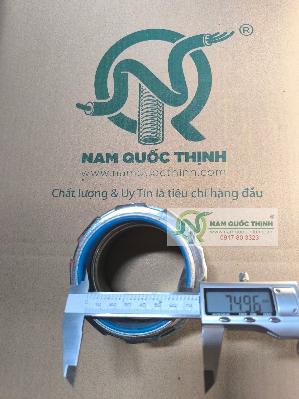 duong kinh trong day dien dau noi ruot ga voi hop dien thiet bi dau bi 3 inch phi 90 mm