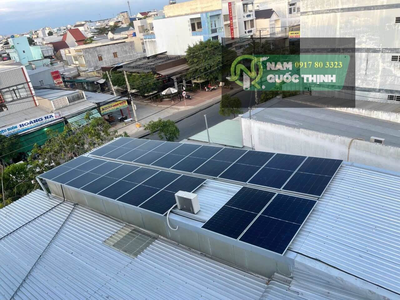 he thong tam pin mat troi solar lap dat tren mai nha gia dinh