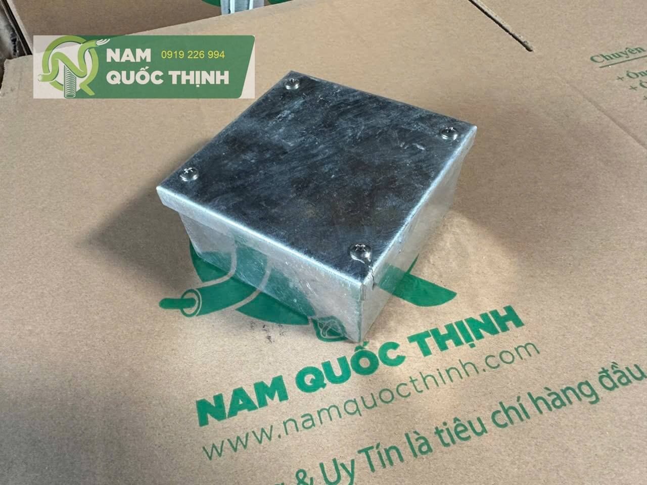 hop box ma kem nhung nong pullbox w100 x h100 x d50 x 1.2 mm