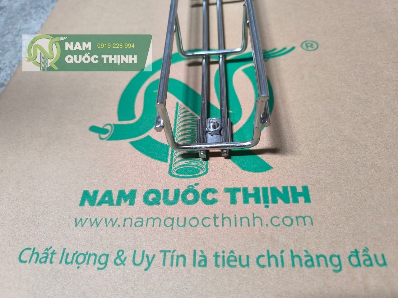 kep mang dien luoi inox 50x50 mm chd50