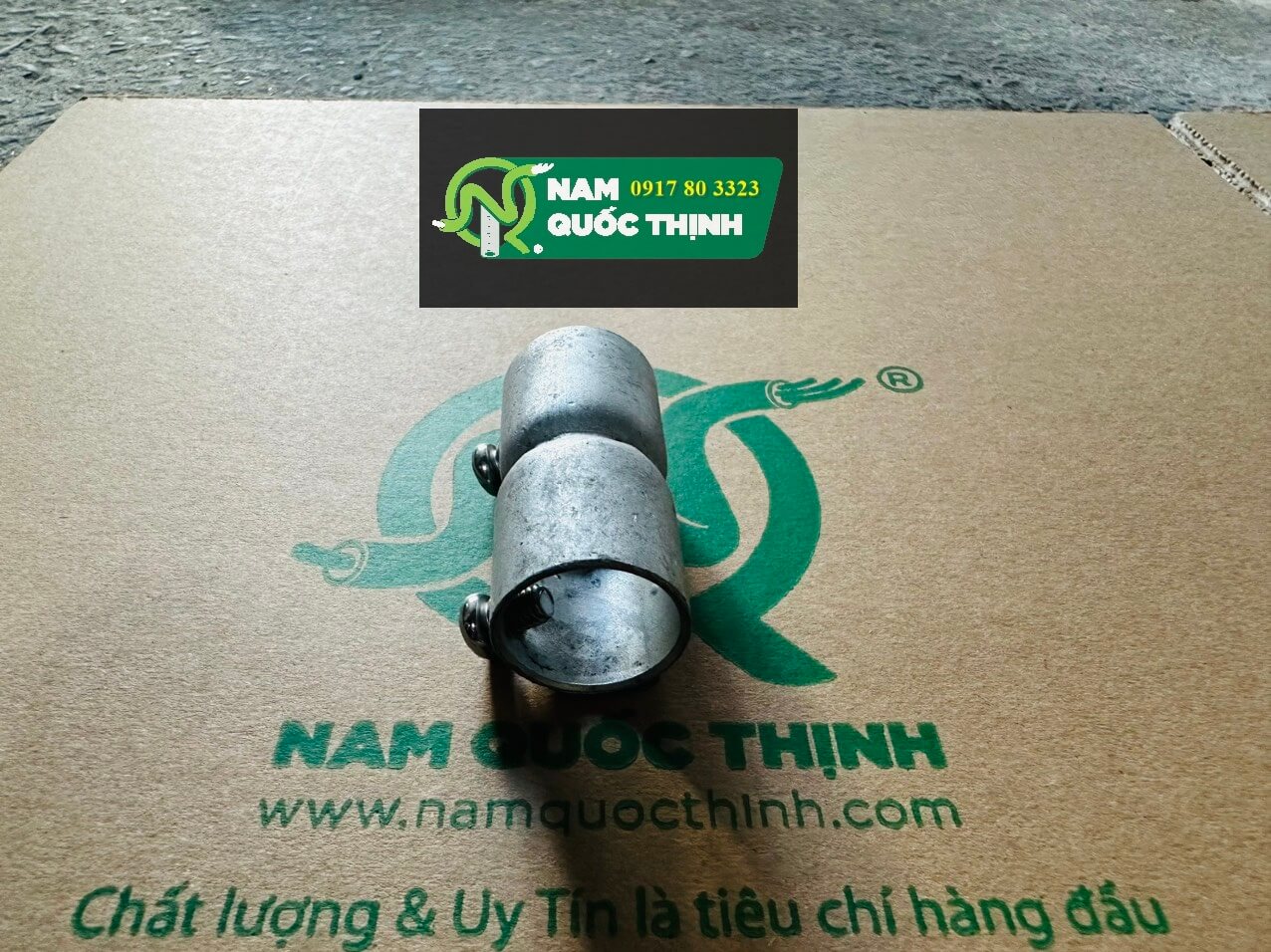  Khớp nối ống thép luồn dây điện trơn phi 16 nhúng nóng 