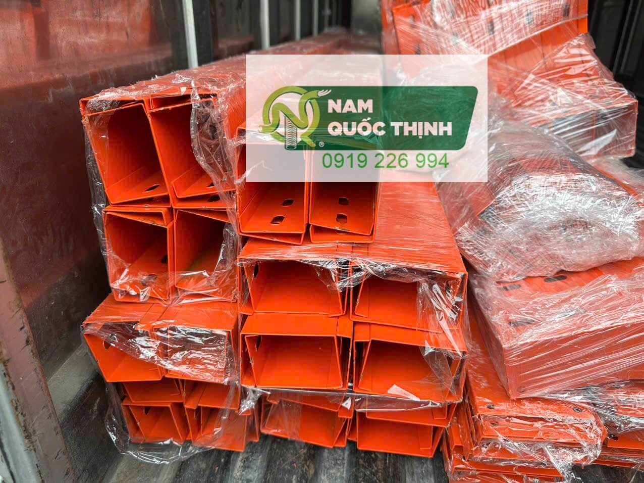 mang cap 75x50x1.0 mm mau cam son tinh dien