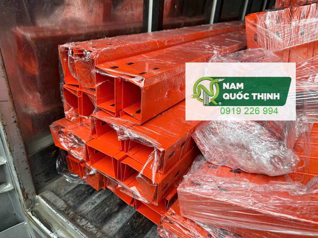 mang cap cable trunking son tinh dien mau cam w75 x h50 x 1.0 mm