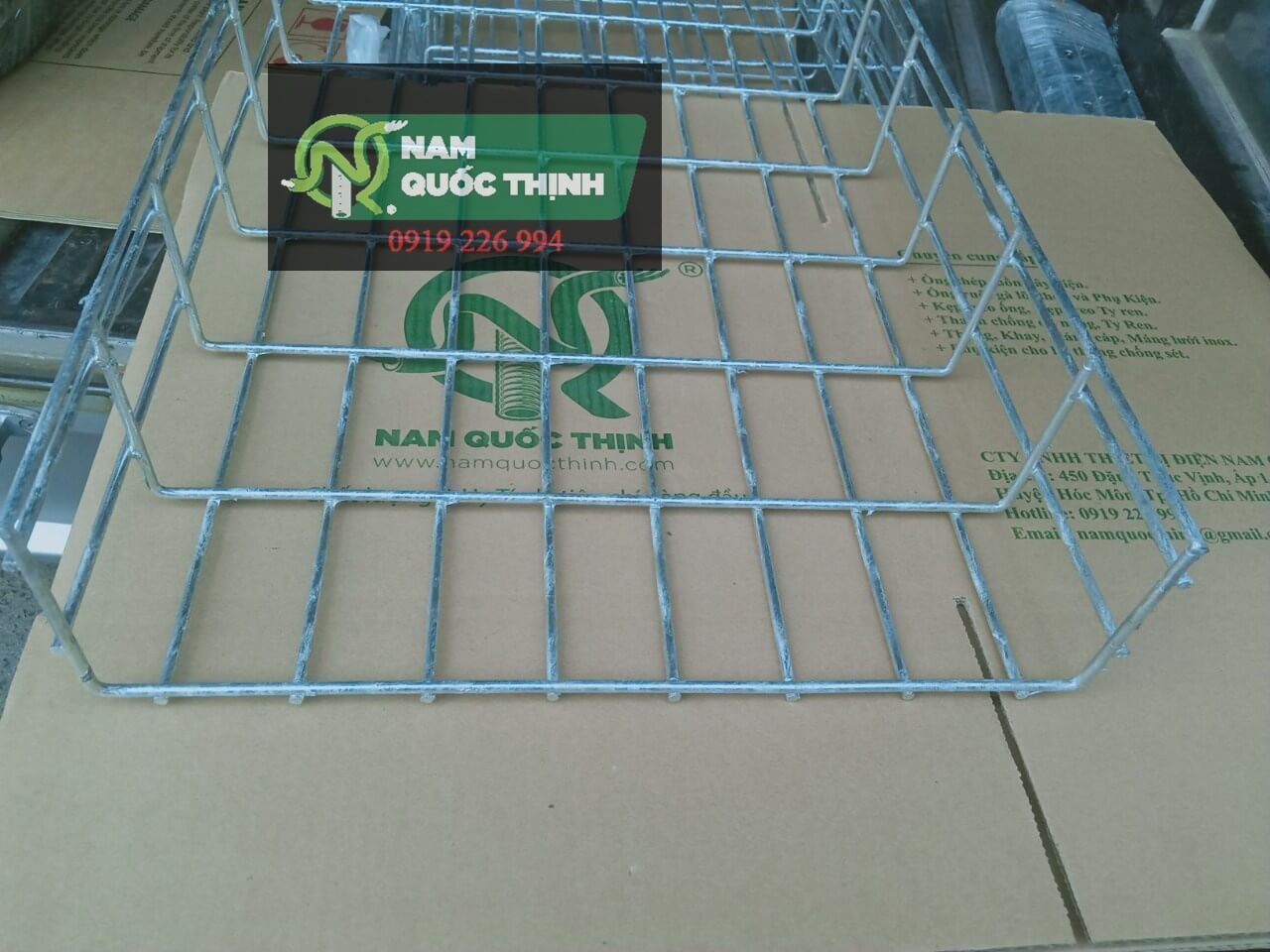 mang cap luoi nhung kem nong hot dip galvanized 400x100 mm 5 ly