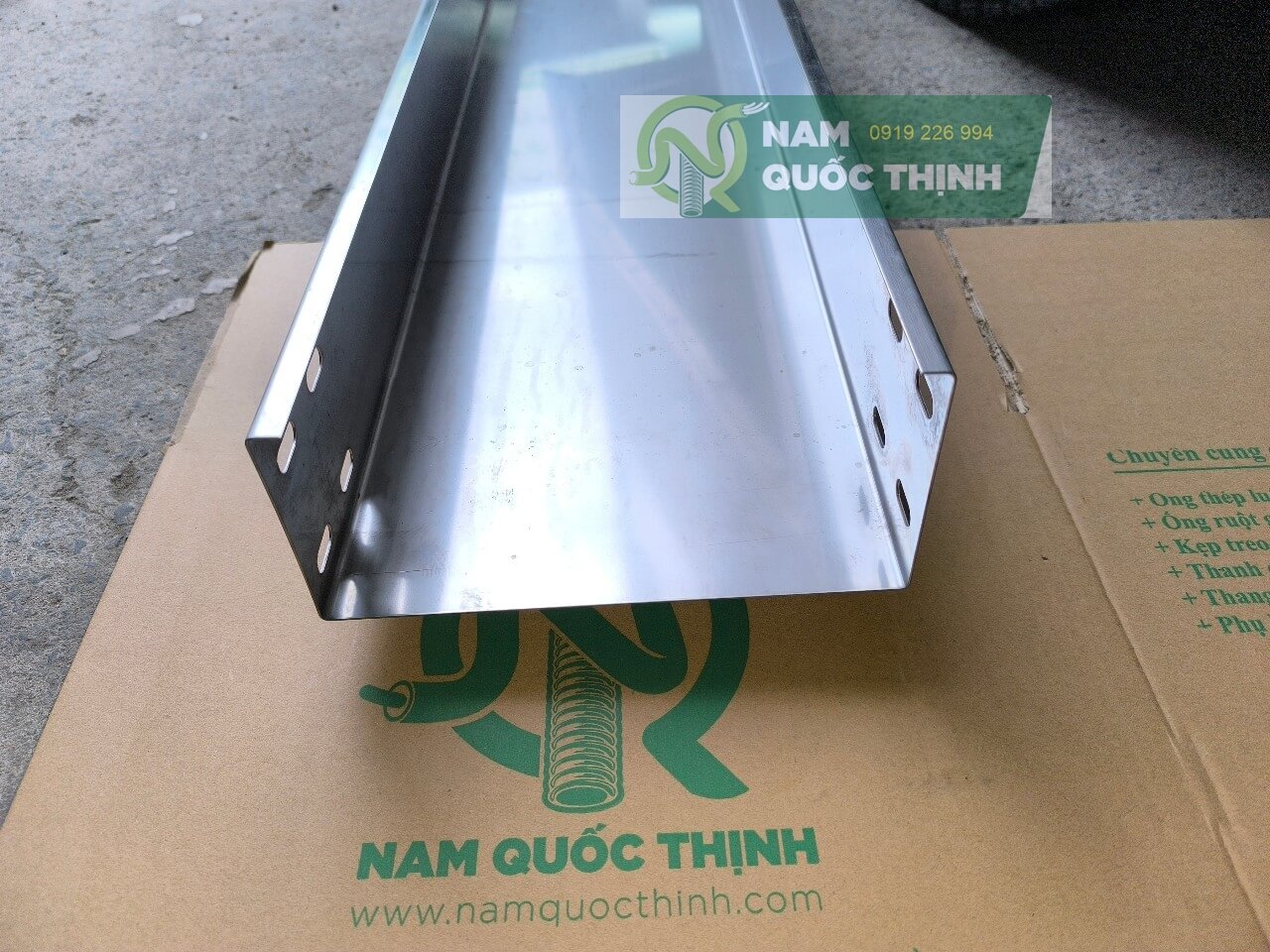 mng cap inox 304 w200xh100x1.2 mm