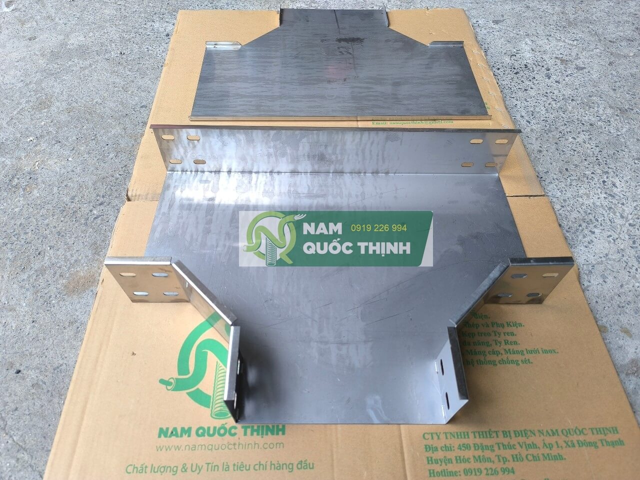 noi 3 nga mang dien trunking inox 304 w250x250x100 mm 1 li 2