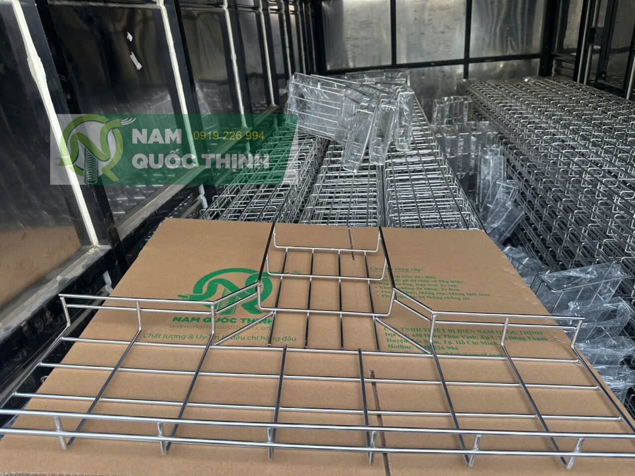 noi 3 nga mang luoi inox 304 w200 x h50