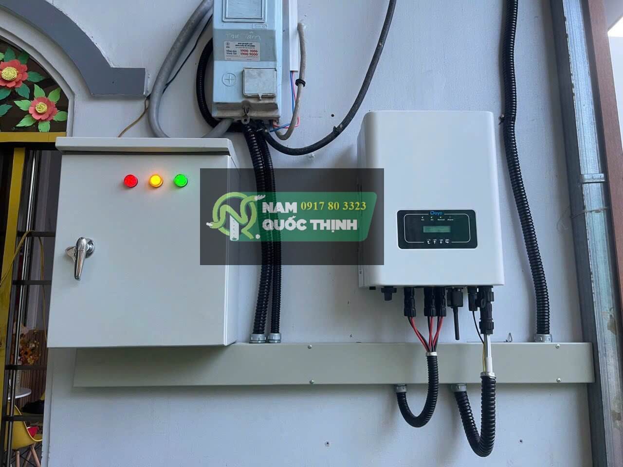 ong ruot ga thep boc nhua vao mang cap va dau chup ong mem vao inverter