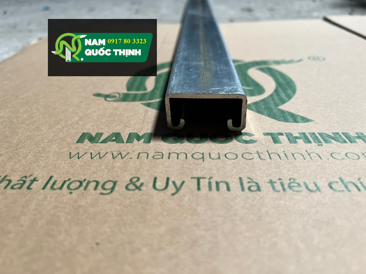 thanh unistrut ma kem khong dap lo