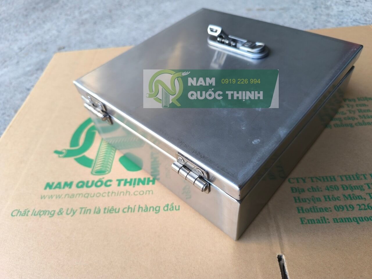 tu dien inox 304 250x250x100x1.0 mm