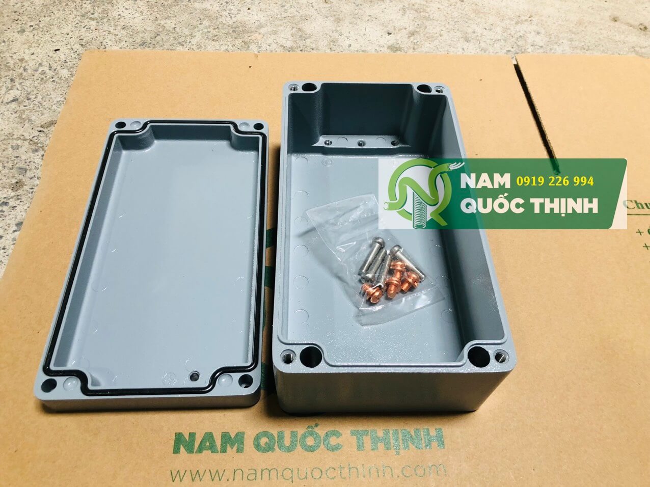Hộp Nhôm Nổi Kín Nước 220x120x81 MM Boxco